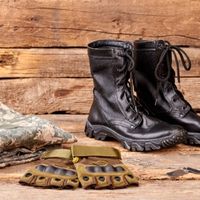 guide on what to do with old military uniforms
