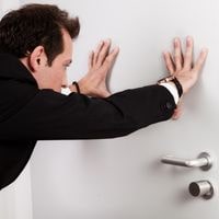 different ways to unlock a push lock door