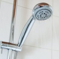how to turn on delta shower head